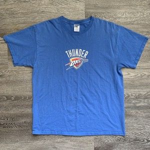 FIRST SEASON Oklahoma City OKC THUNDER  “Living the Team 10.29.28” XL T-Shirt